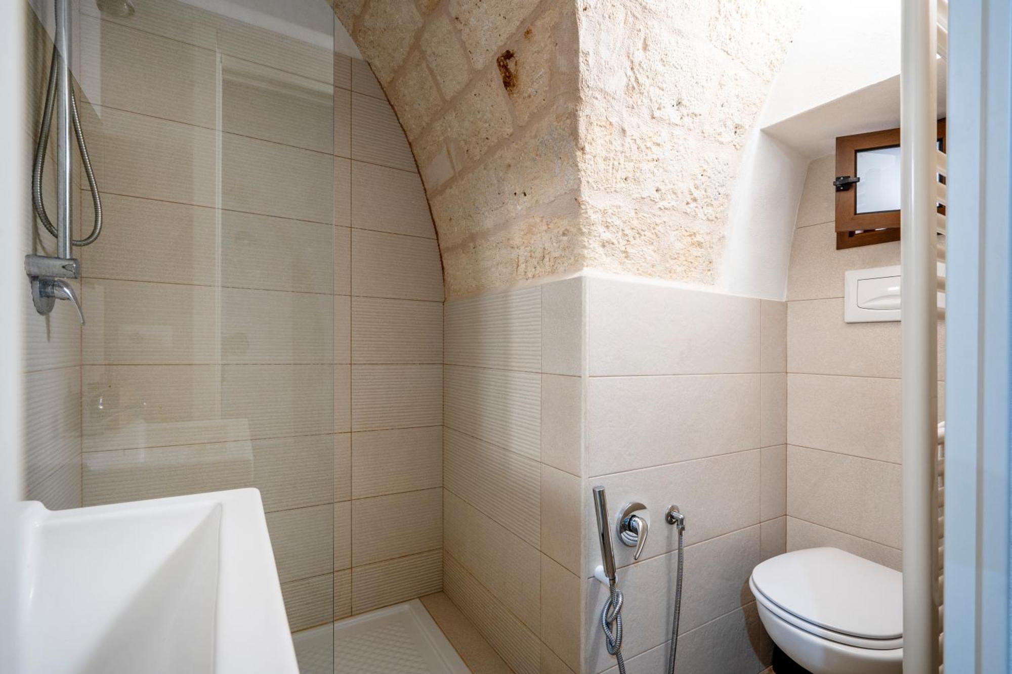 Casa Sardella, In Pieno Centro Storico A 300 Mt Dal Mare Apartamento Monopoli Exterior foto