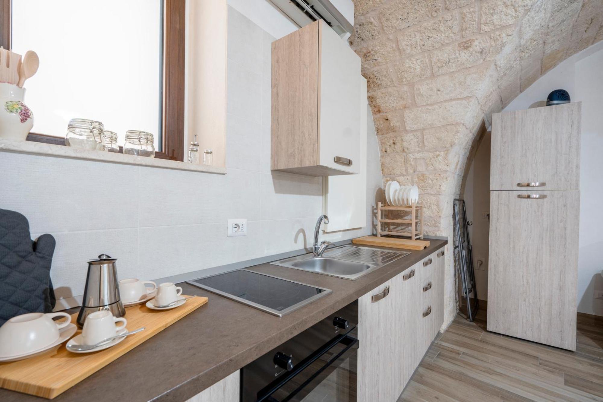 Casa Sardella, In Pieno Centro Storico A 300 Mt Dal Mare Apartamento Monopoli Exterior foto